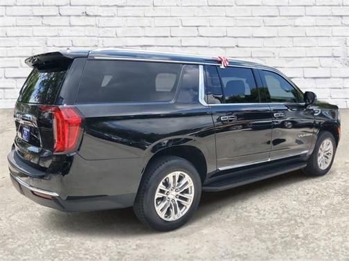 2024 GMC Yukon XL SLT