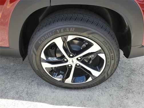 2025 Chevrolet Trax FWD 1RS