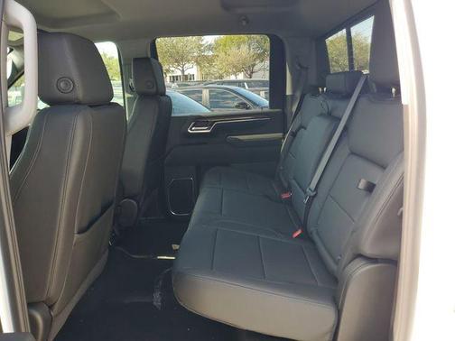 2026 Chevrolet Silverado 3500 LT