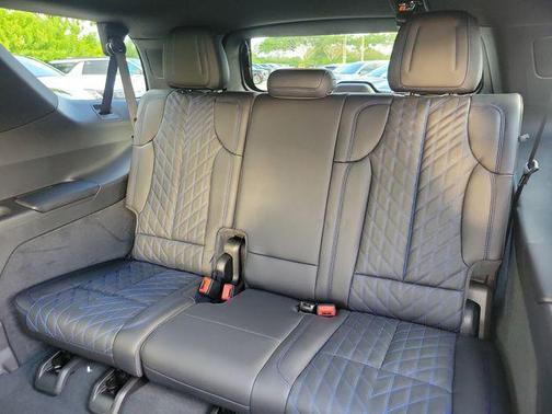 Vibrant White Tricoat 2026 Cadillac Escalade IQL Luxury