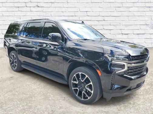 2022 Chevrolet Suburban RST
