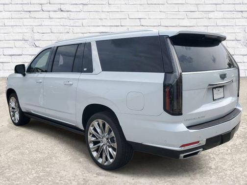Vibrant White Tricoat 2026 Cadillac Escalade ESV Platinum