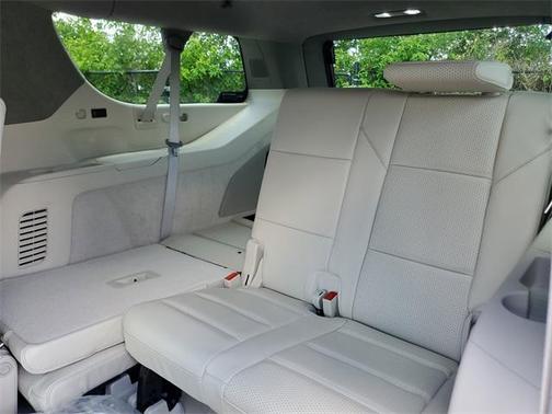 2025 Cadillac Escalade ESV Sport Platinum