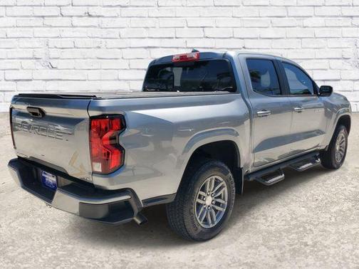Sterling Gray Metallic 2024 Chevrolet Colorado LT