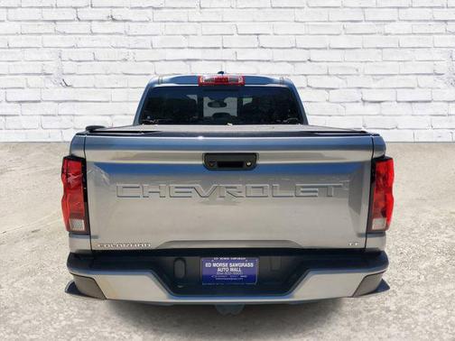 Sterling Gray Metallic 2024 Chevrolet Colorado LT