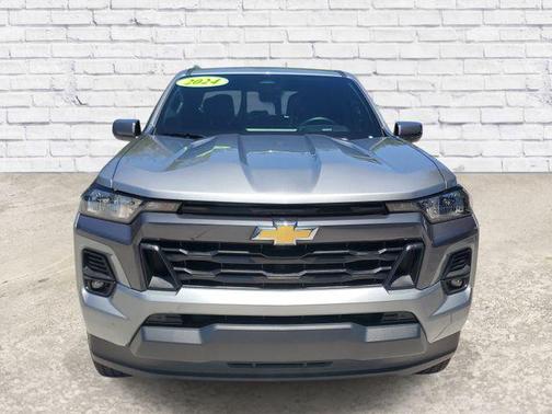 Sterling Gray Metallic 2024 Chevrolet Colorado LT