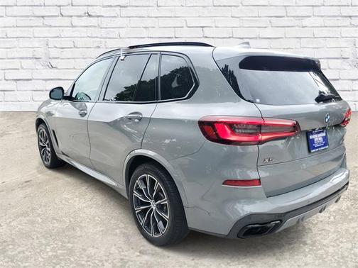 2023 BMW X5 M50i