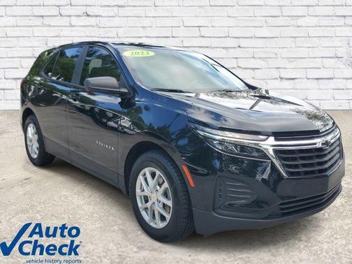 Mosaic Black Metallic 2023 Chevrolet Equinox LS