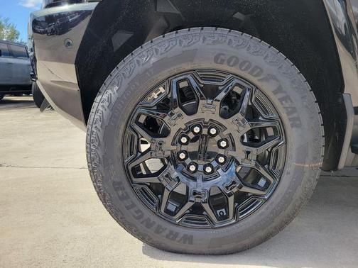 Void Black 2026 GMC HUMMER EV Pickup 3X