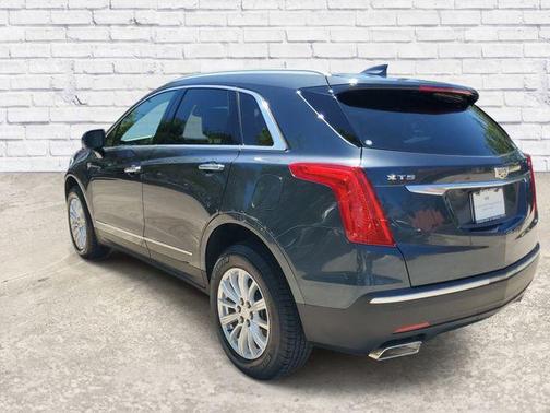 Shadow Metallic 2019 Cadillac XT5 Base