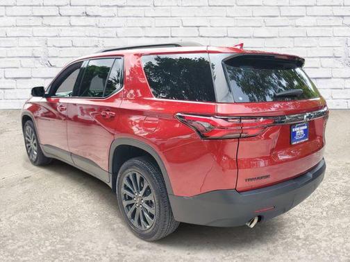 Radiant Red Tintcoat 2023 Chevrolet Traverse RS