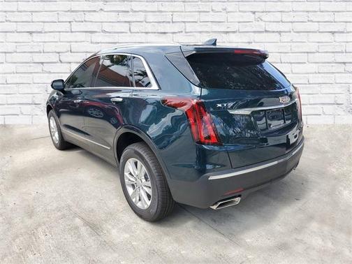 2025 Cadillac XT5 Luxury