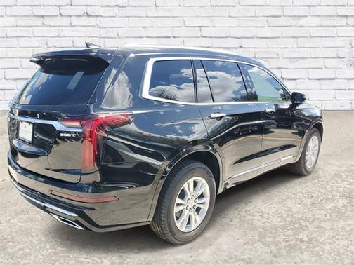 2025 Cadillac XT6 Luxury FWD