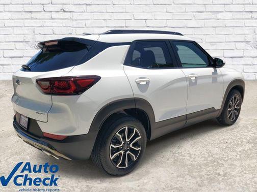Summit White 2024 Chevrolet Trailblazer ACTIV