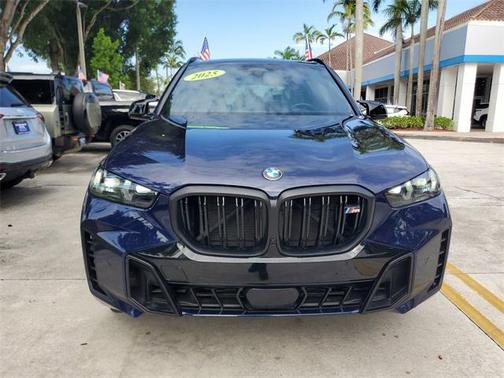 2025 BMW X5 M60i