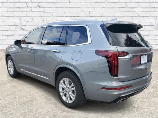 2024 Cadillac XT6 Luxury FWD