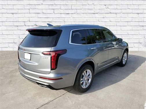 2025 Cadillac XT6 Luxury FWD