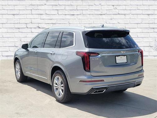 2025 Cadillac XT6 Luxury FWD