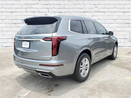 2025 Cadillac XT6 Luxury FWD