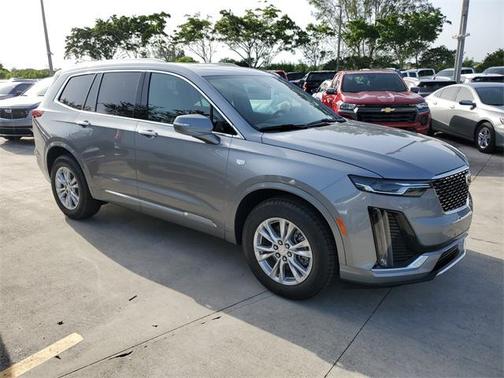 2025 Cadillac XT6 Luxury FWD