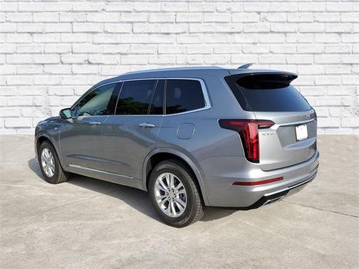 2025 Cadillac XT6 Luxury FWD