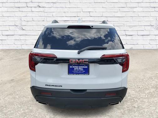 2023 GMC Acadia FWD SLT