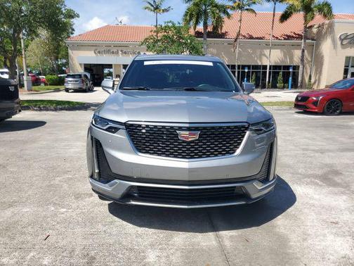 Argent Silver Metallic 2024 Cadillac XT6 Luxury FWD