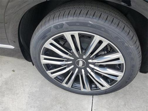 2026 Cadillac VISTIQ Premium Luxury