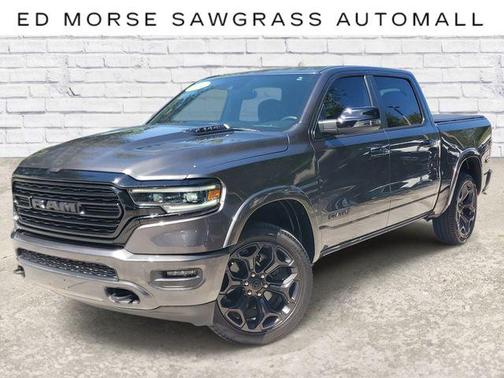 Granite Crystal Metallic Clearcoat 2024 RAM 1500 Limited