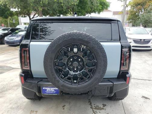 2024 GMC HUMMER EV SUV 2X