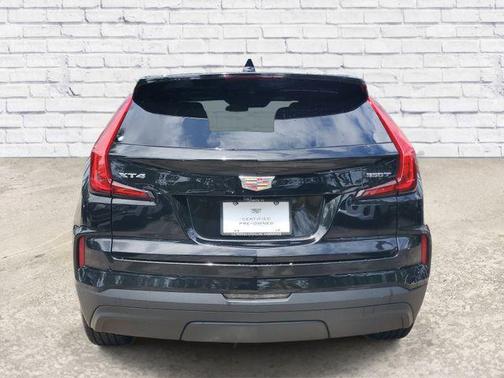 Stellar Black Metallic 2024 Cadillac XT4 Luxury
