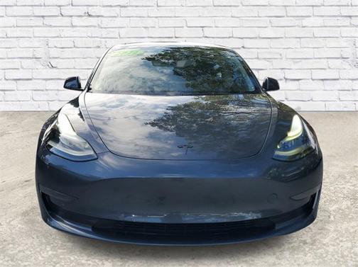 2022 Tesla Model 3 Standard Range