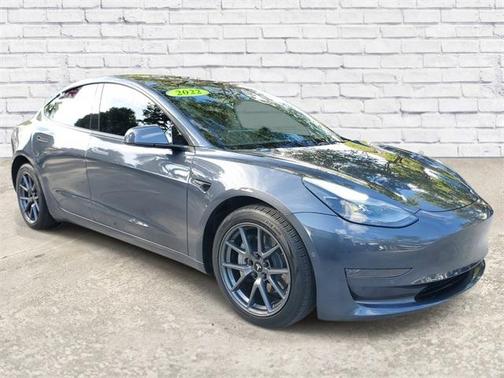 2022 Tesla Model 3 Standard Range