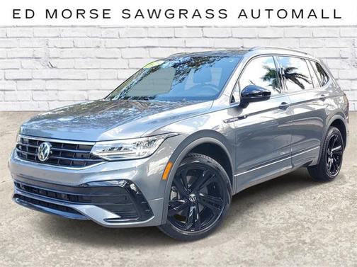 2023 Volkswagen Tiguan 2.0T SE R-Line Black