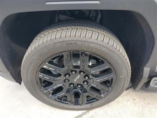 2026 GMC Sierra EV Standard Range Elevation