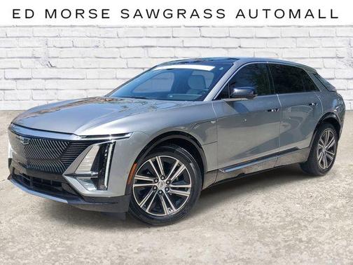 Argent Silver Metallic 2024 Cadillac LYRIQ Luxury