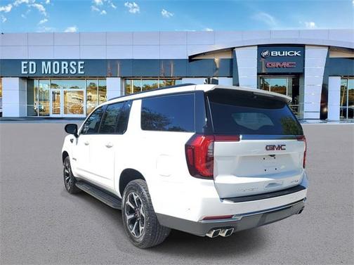 2025 GMC Yukon XL 4WD AT4