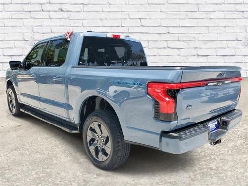 2023 Ford F-150 Lightning LARIAT