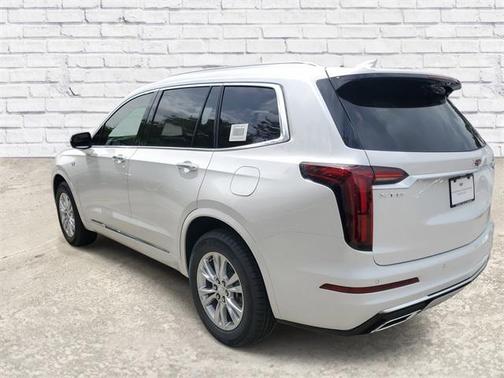 2025 Cadillac XT6 Luxury FWD
