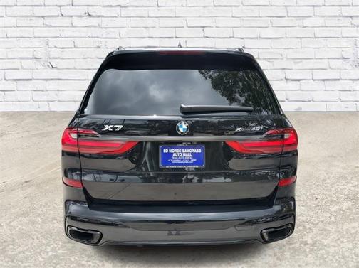 2022 BMW X7 xDrive40i
