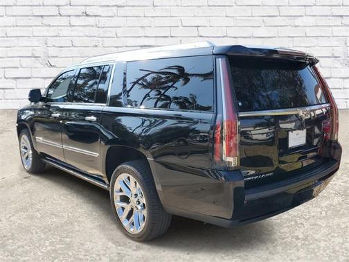 2017 Cadillac Escalade ESV Premium Luxury