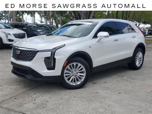 2024 Cadillac XT4 Luxury