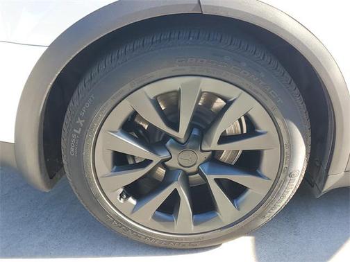 2023 Tesla Model X Standard Range