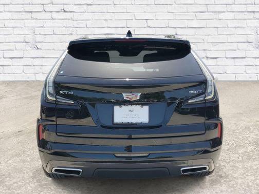 Stellar Black Metallic 2024 Cadillac XT4 Sport