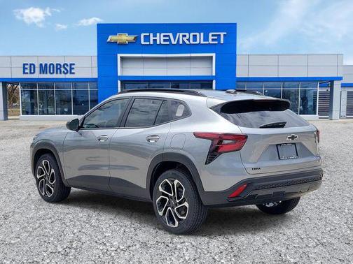 Sterling Gray Metallic 2026 Chevrolet Trax FWD 2RS