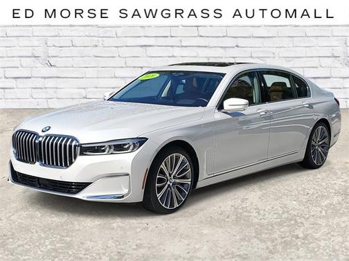 2021 BMW 750 i xDrive