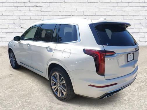 2024 Cadillac XT6 Premium Luxury FWD