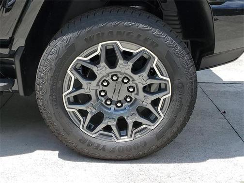 2025 GMC HUMMER EV SUV 3X