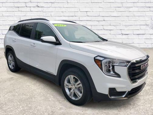 Summit White 2022 GMC Terrain SLE