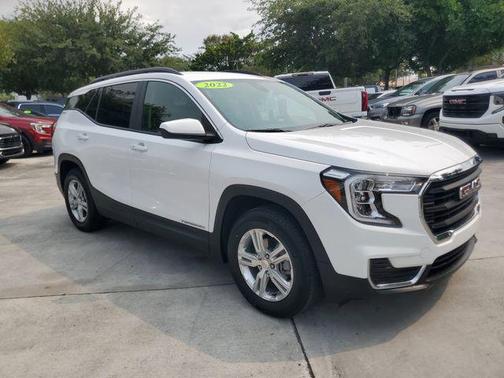 Summit White 2022 GMC Terrain SLE